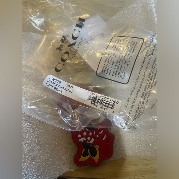 Coach Minnie keychain - Picture 3 of 4